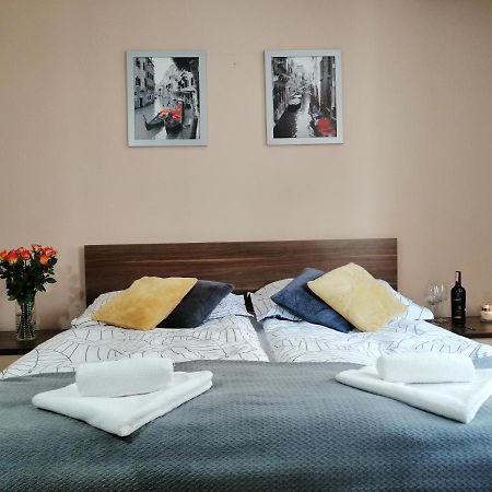 Cicha Przystan Apartament Starowka Apartment Kolobrzeg Luaran gambar